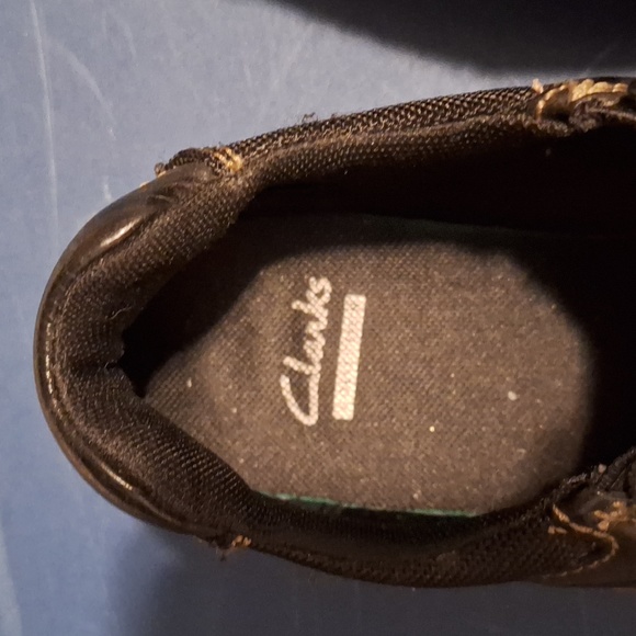 Mens Clark's Slipons - Picture 2 of 4